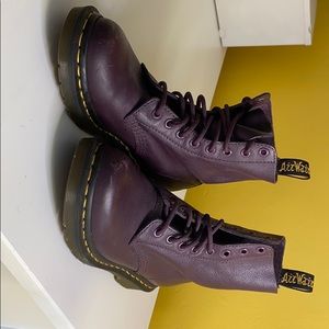 Dr.Martens